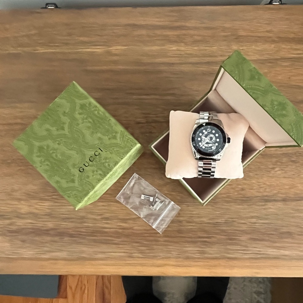 Gucci watch, worn a couple times